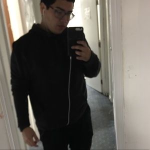 Meet your Posher, Marcos